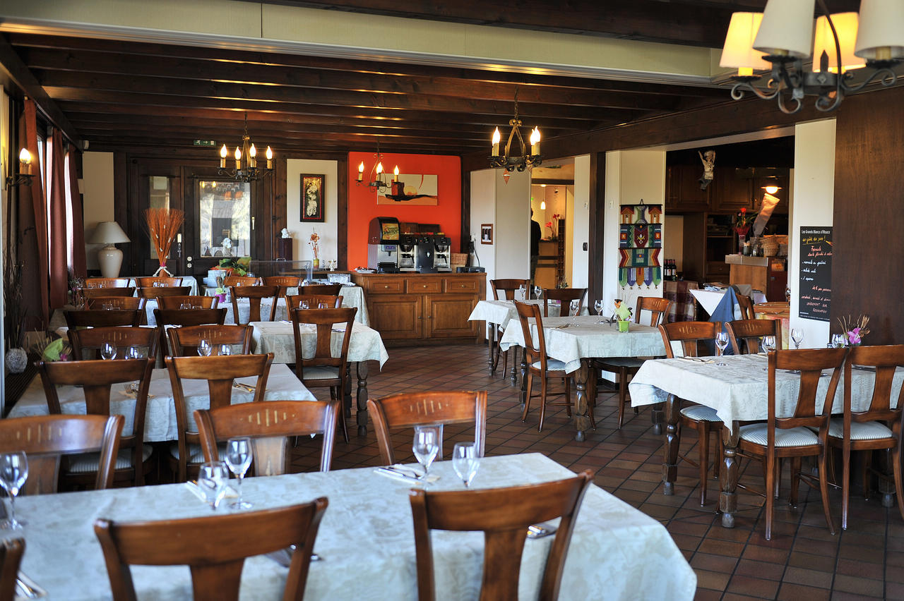 Sud Hotel Huttenheim Экстерьер фото