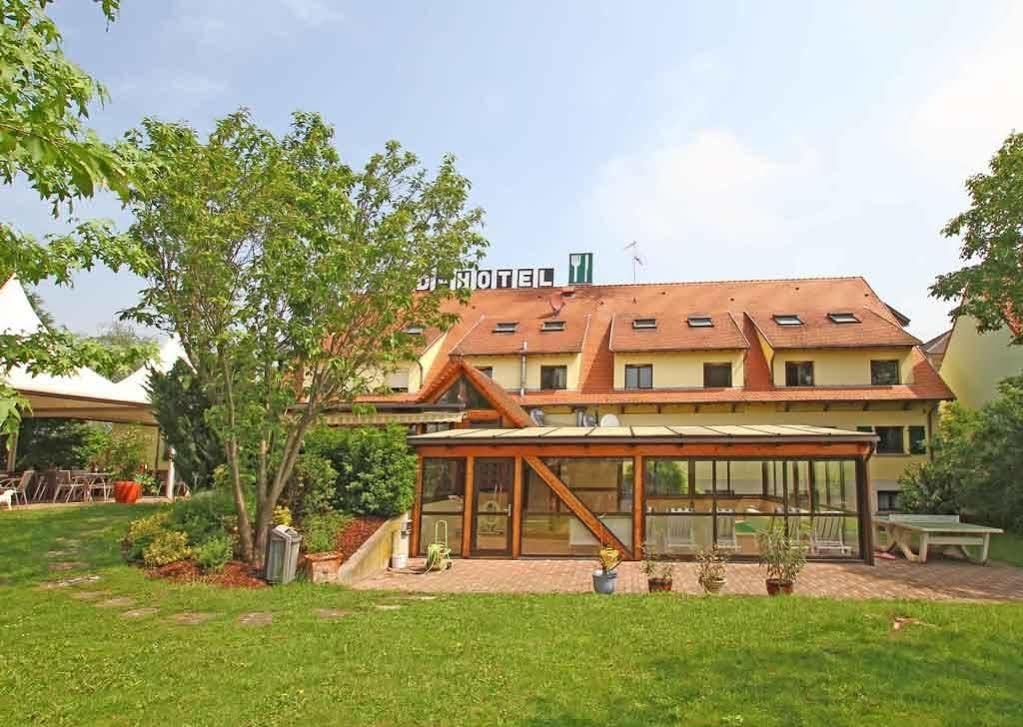 Sud Hotel Huttenheim Экстерьер фото