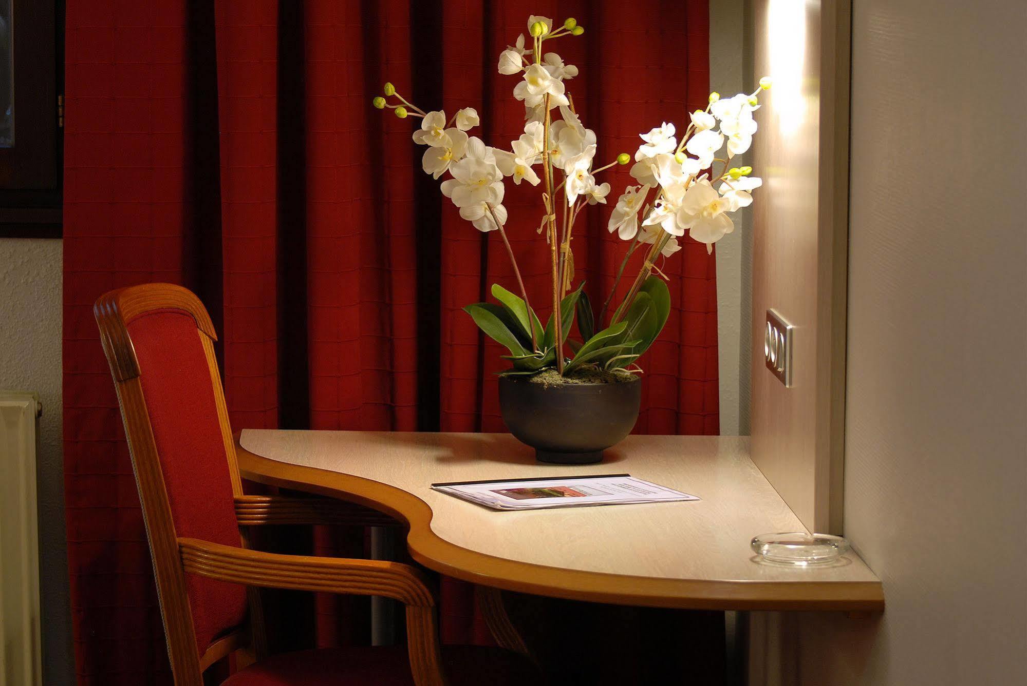 Sud Hotel Huttenheim Экстерьер фото